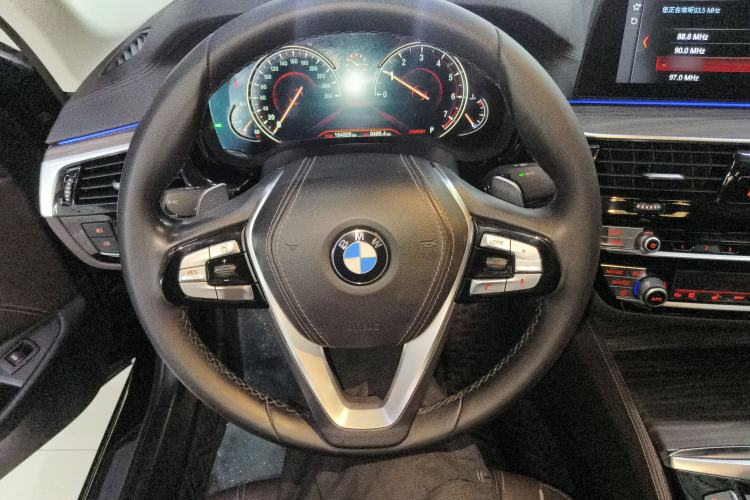 Used BMW 5 Series 2018 Facelifted 530Li Luxury Edition Premium Package