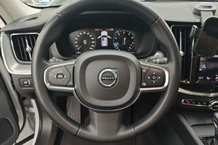 Used Volvo XC60 2019 T5 4x4 Zhiyuan Edition China VI Standard