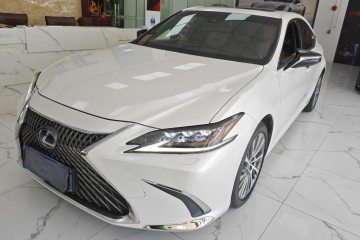 Used Lexus ES 2020 300h Deluxe Edition