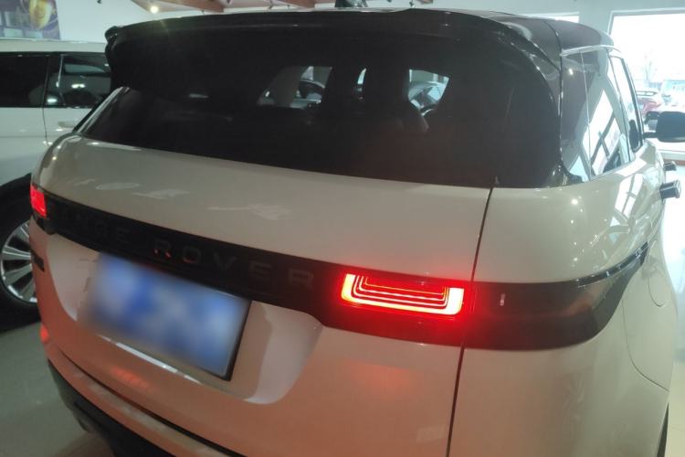 Used Land Rover Range Rover Evoque 2021 Range Rover Velar 249 PS R-Dynamic S Performance Edition
