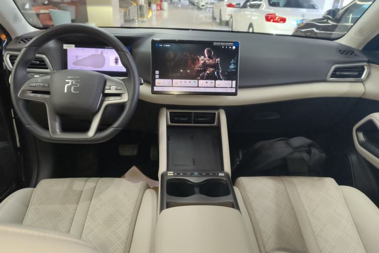 Used BYD Yuan UP 2025 Intelligent Driving Version 401 km Leading Edition
