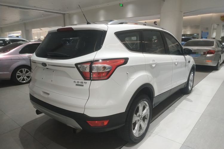 Used Ford Kuga 2017 EcoBoost 180 Two-Wheel-Drive Platinum Edition