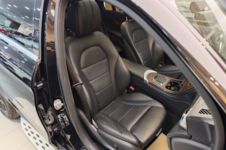 Used Mercedes-Benz GLC 2021 GLC 300 L 4MATIC Dynamic Model