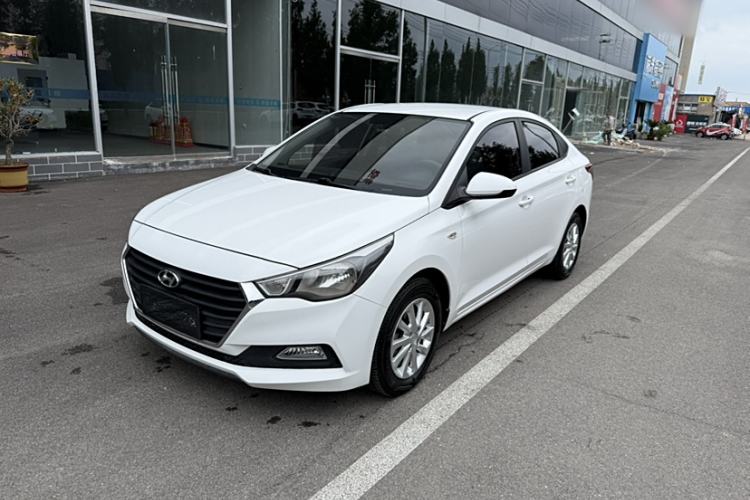 Used Hyundai Verna 2016 1.4L Automatic Cool Edition GLS