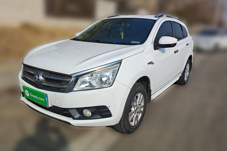 Used Venucia T70 2015 2.0L CVT Smart Choice Edition