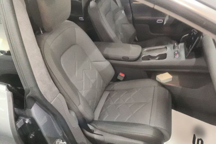 Used Nio ET7 2024 75 kWh Executive Signature Edition
