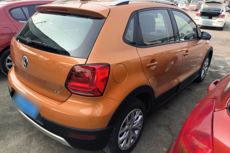 Used Volkswagen Polo 2014 1.6L Cross Polo Automatic
