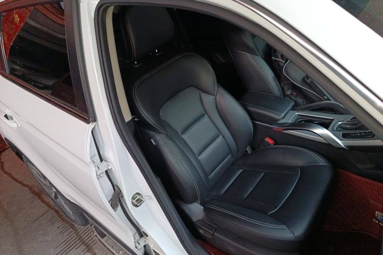 Used Geely Auto Emgrand X7 Sport 2016 1.8TD Automatic Smart Connectivity Version
