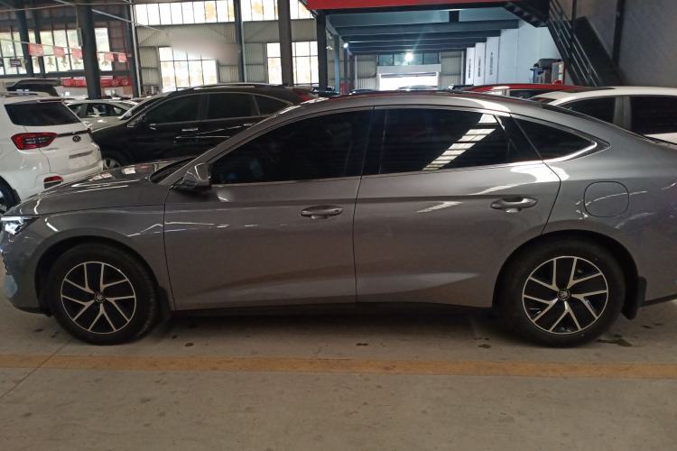 Used BYD Qin L 2024 DM-i 120KM Beyond Model
