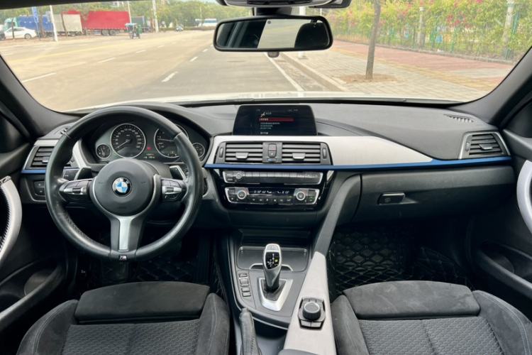 Used BMW 3 Series 2018 320i M Sport Package
