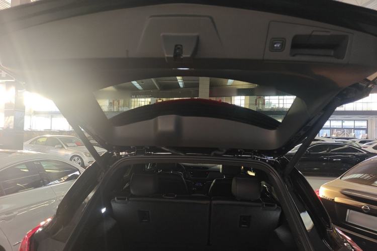 Used Cadillac XT5 2022 2.0T Two-Wheel Drive Luxury Version
