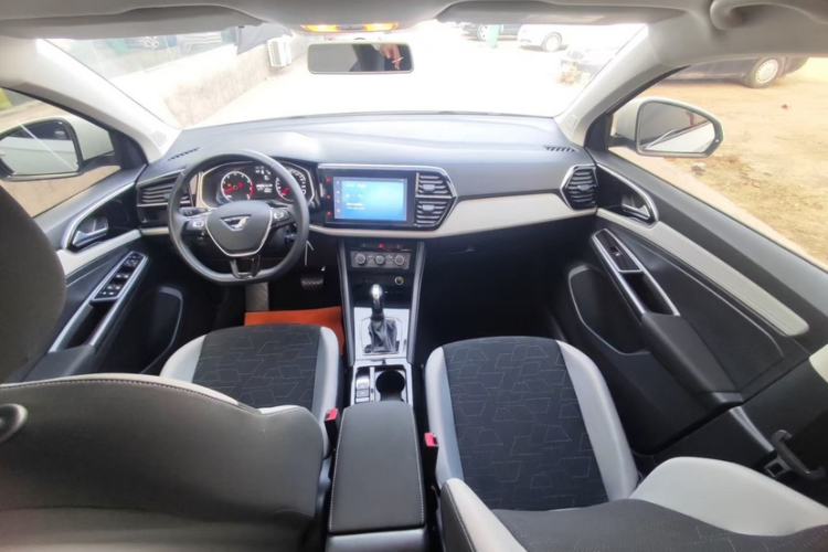 Used Jetta VS5 2023 280TSI Automatic Trend Edition
