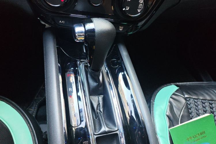 Used Honda Vezel 2020 1.5L CVT Pioneer Edition