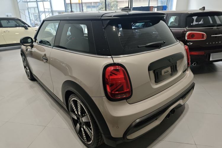 Used  MINI 2022 2.0T COOPER S Artist