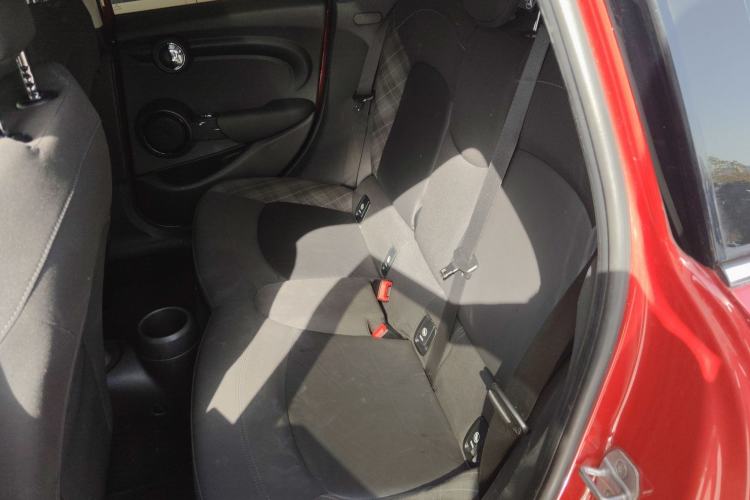 Used  MINI 2016 1.5T COOPER Five-Door Edition
