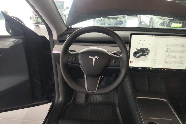 Used Tesla Model Y 2024 Rear-Wheel-Drive Version