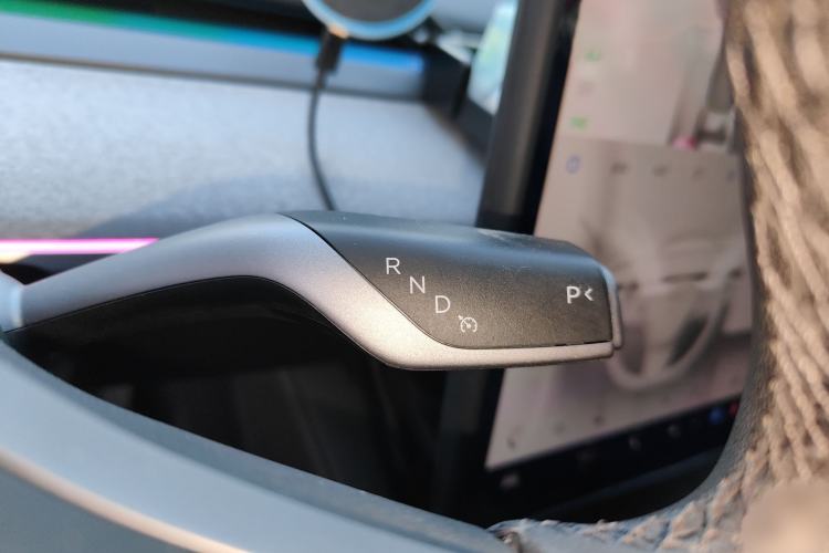 Used Tesla Model Y 2024 Rear-Wheel-Drive Version
