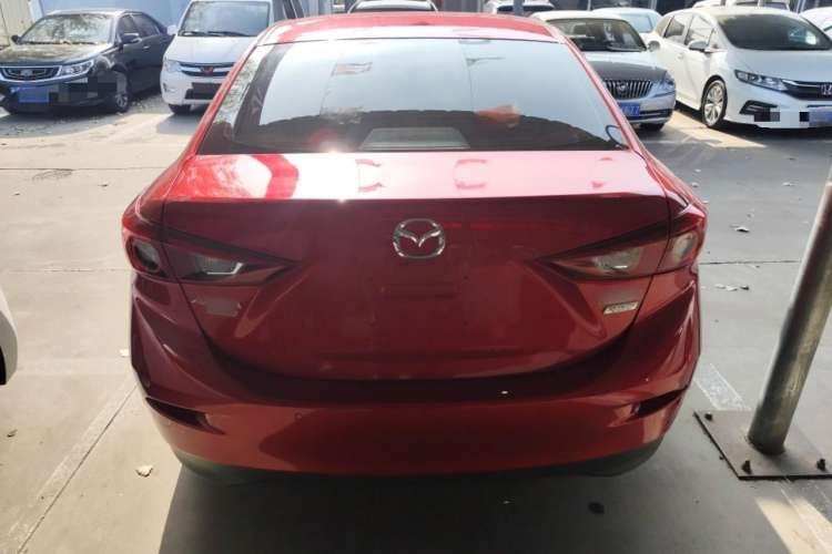 Used Mazda Mazda 3 Axela 2019 Cloud-Controlled Sedan 1.5L Automatic Luxury Model China VI Standard
