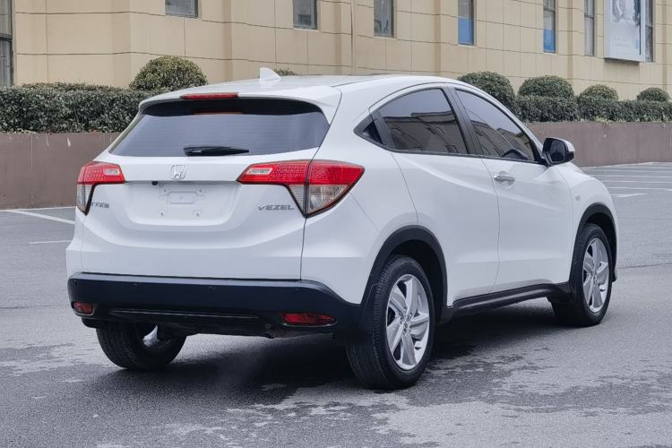 Used Honda Vezel 2020 1.5L CVT Elite Edition
