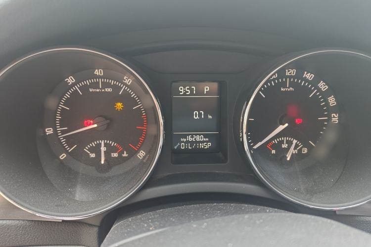 Used Skoda Superb 2013 1.4TSI DSG Sport Edition
