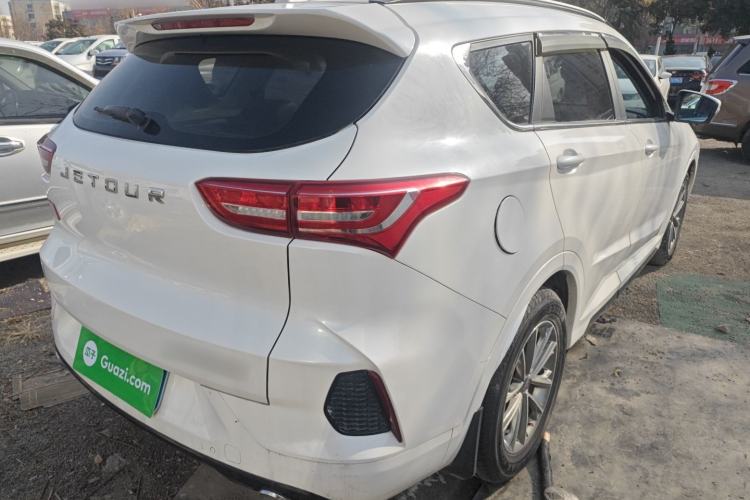 Used JETOUR X70 2020 1.5T DCT YueXing Edition 5 Seats
