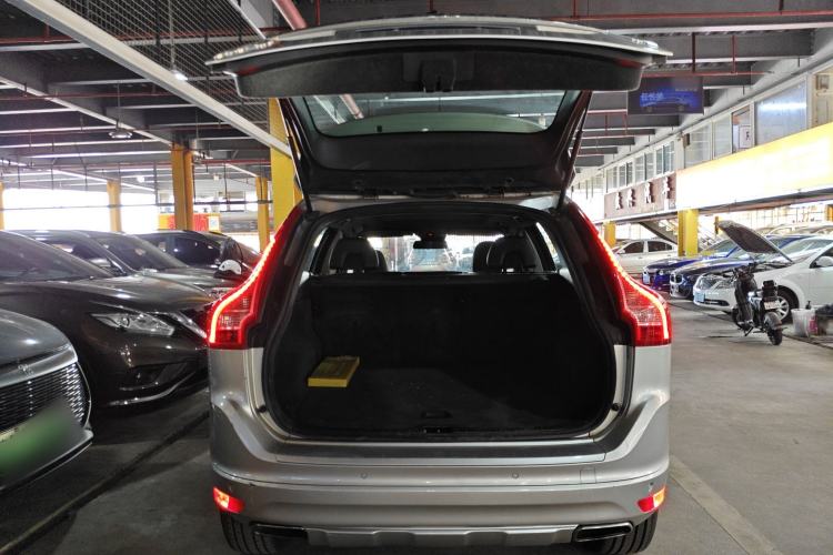 Used Volvo XC60 2015 T5 Smart Upgrade Model