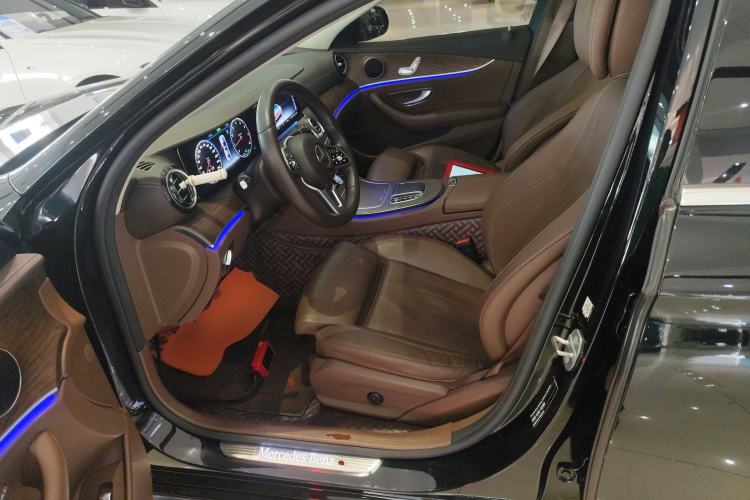 Used Mercedes-Benz E-Class 2019 E 260 L
