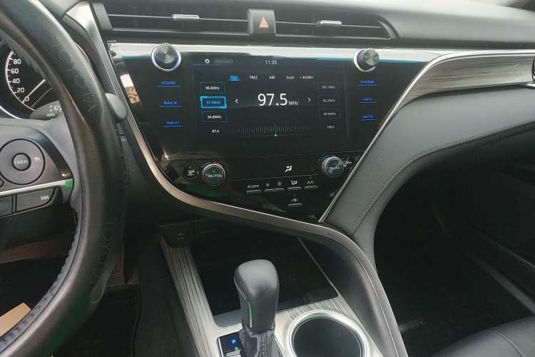 Used Toyota Camry 2019 Revised Version Dual-Engine 2.5 HG Luxury Edition
