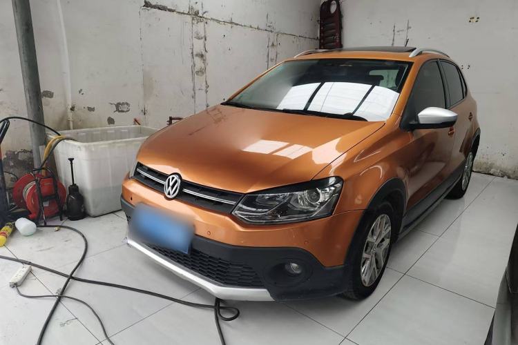 Used Volkswagen Polo 2014 1.6L Cross Polo Automatic
