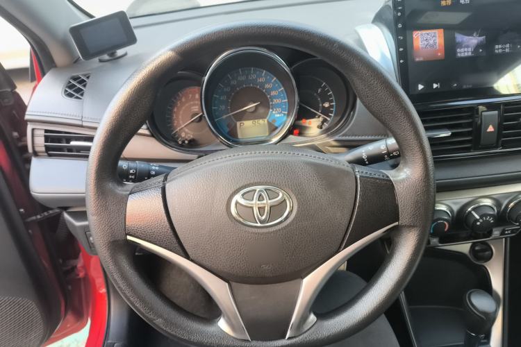 Used Toyota YARiS L 2015 1.5E Automatic Charm Edition
