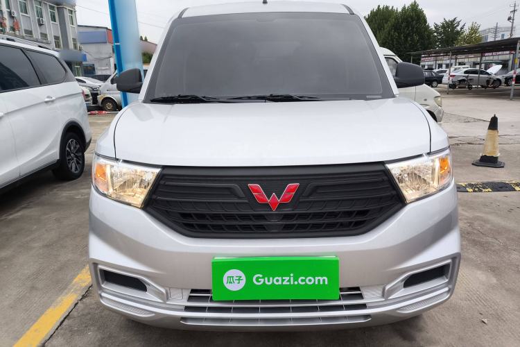 Used Wuling Hongguang V 2022 1.5L Jingqu Edition Electric-Assist LAR
