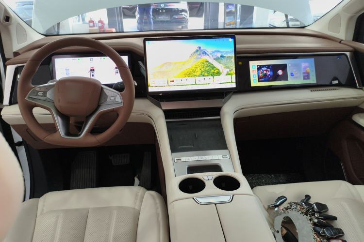 Used BYD Xia 2025 DM-i 1.5T 180km Excellence Model
