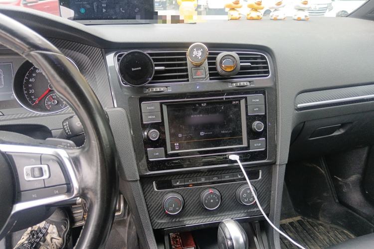 Used Volkswagen Golf 2016 1.4TSI Automatic R-Line
