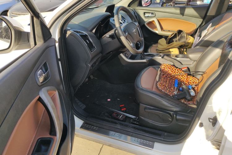 Used Haima S5 2016 1.5T CVT Enjoyment Edition
