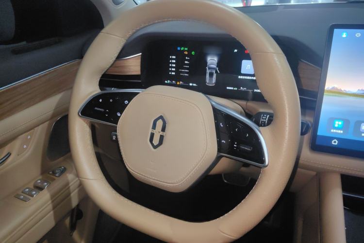 Used Hima AITO M7 2024 1.5T Intelligent Driving 4WD Max Edition 5 Seats
