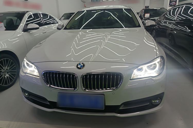Used BMW 5 Series 2017 525Li Leading Model
