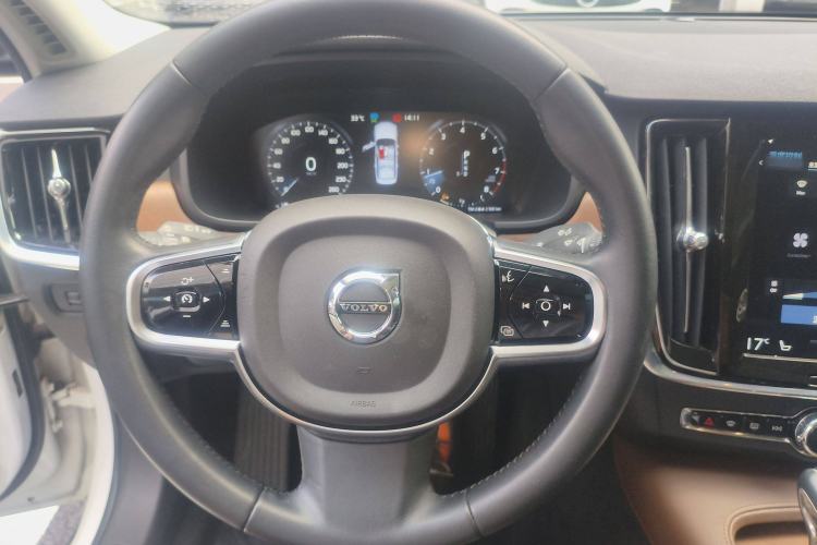 Used Volvo S90 2020 T5 Zhiyi Luxury Edition