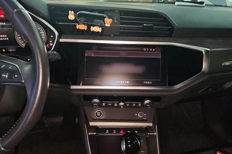 Used Audi Q3 2022 35 TFSI Fashion Dynamic Model
