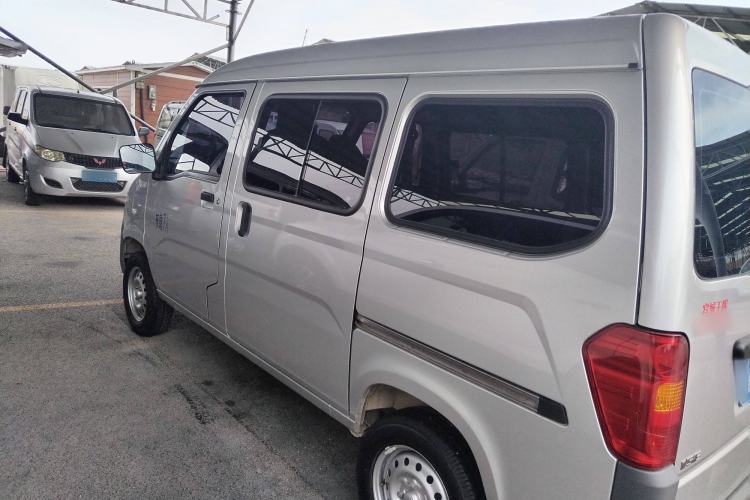 Used Wuling Zhiguang 2023 1.5L Practical Version 5/7 Seats
