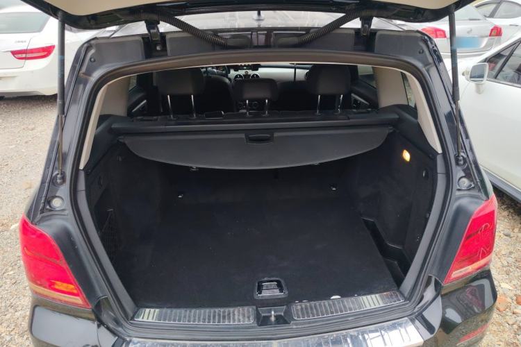 Used Mercedes-Benz GLK-Class 2013 GLK 300 4MATIC Dynamic Sunroof Model