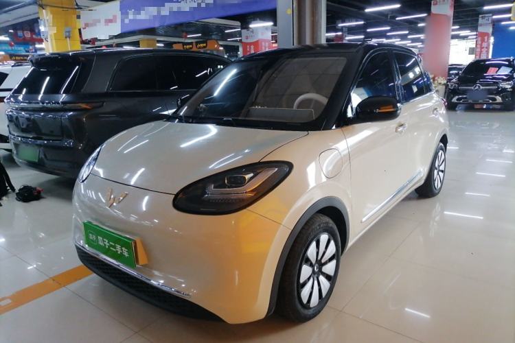 Used Wuling Bingo 2023 410 km Lingxi Deluxe Edition
