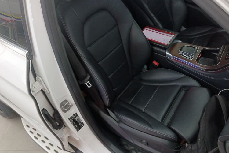 Used Mercedes-Benz GLC 2022 GLC 300 L 4MATIC Dynamic Model
