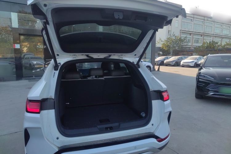 Used BYD Song PLUS New Energy 2025 EV 520km Premium Version
