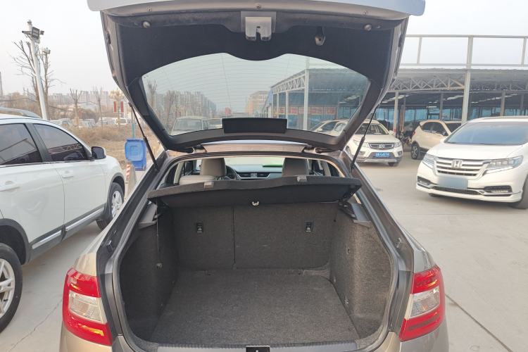 Used Skoda Octavia 2015 1.6L Automatic Yijie Edition