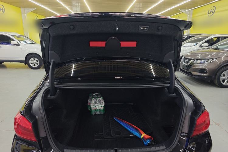 Used BMW 5 Series 2018 528Li Launch Special Edition
