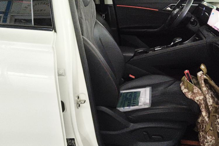 Used Roewe D5X DMH 2024 135 Tech Edition