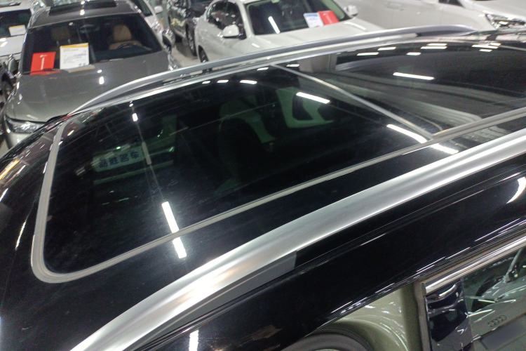 Used Volkswagen Tayron 2025 Tiguan L 380TSI 4Motion Luxury Easy Package