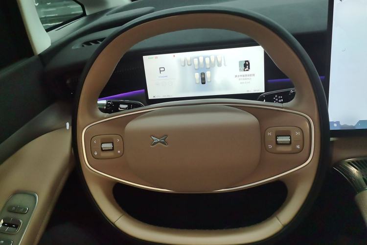 Used XPeng X9 2024 702 Ultra-Long Range Max
