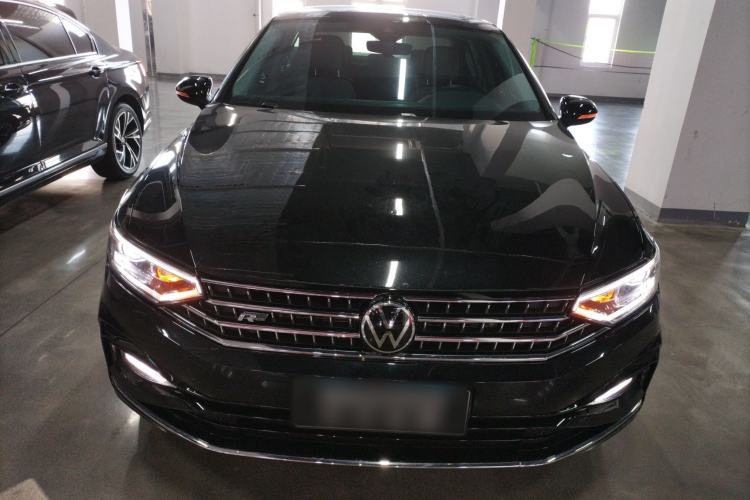 Used Volkswagen Magotan 2023 2 Million Units Commemorative Edition 330TSI DSG Luxury Version