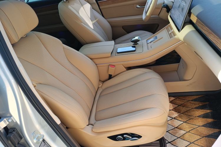 Used Hima AITO M7 2024 1.5T Intelligent Driving 4WD Max Edition 5 Seats
